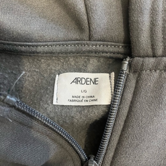 Ardene cropped zip up hoodies bundle - Picture 3 of 3